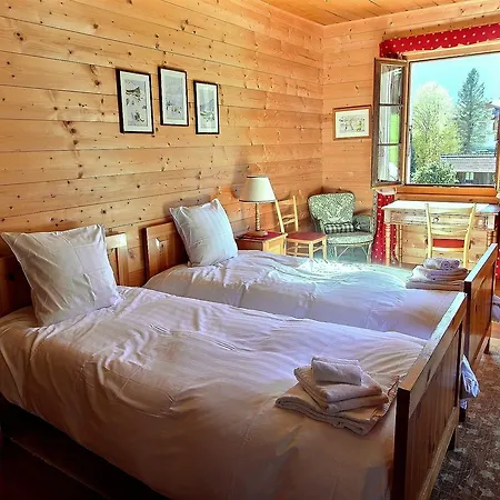 샬레 Chalet Eden 샘페리